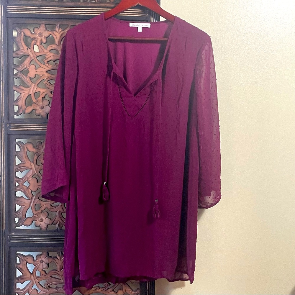 DANIEL RAINN Women’s Blouse Tassel Detail Split-Neck Magenta 1X